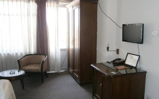 Pension Vasana Guest House
