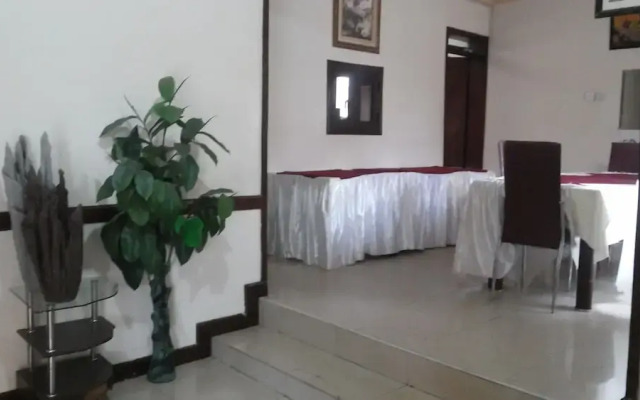 Slumberland Hotel
