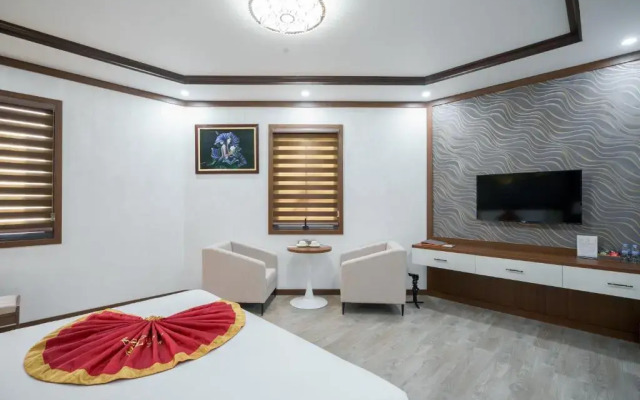 New Sun Hạ Long Hotel