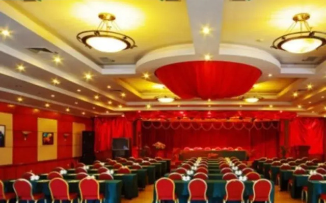 Zhonglian Hotel - Dandong