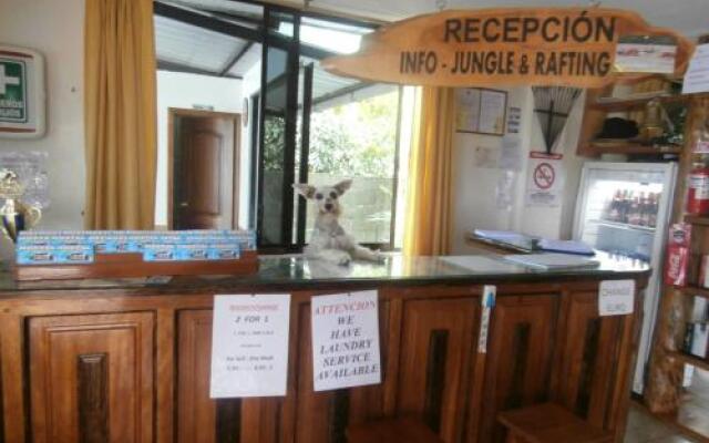 Hostal Limoncocha