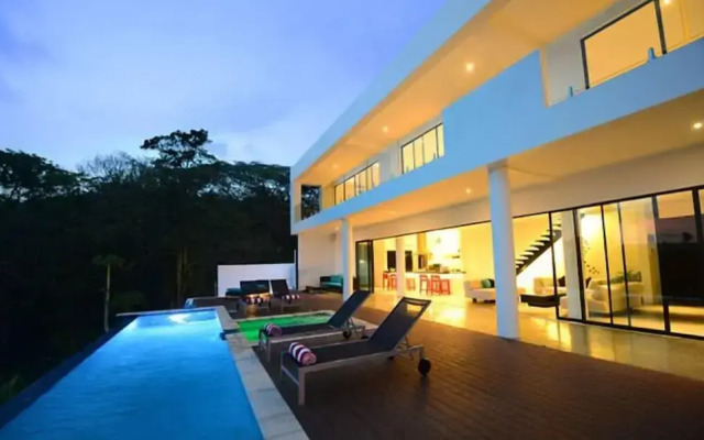 The Marion Villa