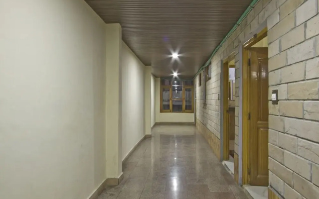 OYO Room 162 Hadimba Road