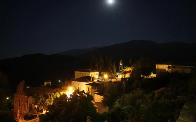 Guesthouse Rousis