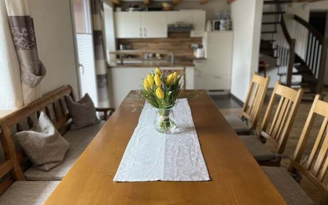 Eifel Farmhouse Comfortable Holiday Residence