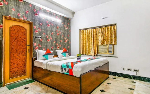 FabExpress Sataksi Guest House