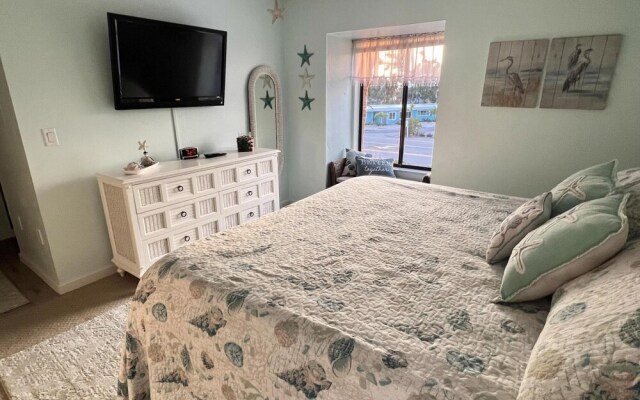 Care a weigh in Manasota Key