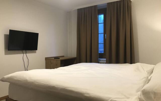 Infopoint Apartments Chalet and Motel BrunigSilvana