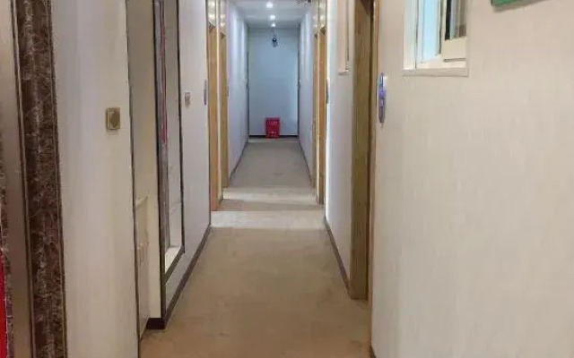 Barbiron Hotel (Shanghai Youyi Road store)