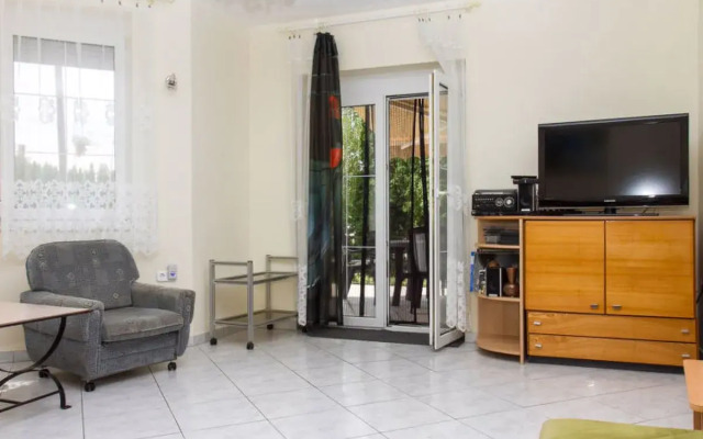House Leon Balatonmariafurdo