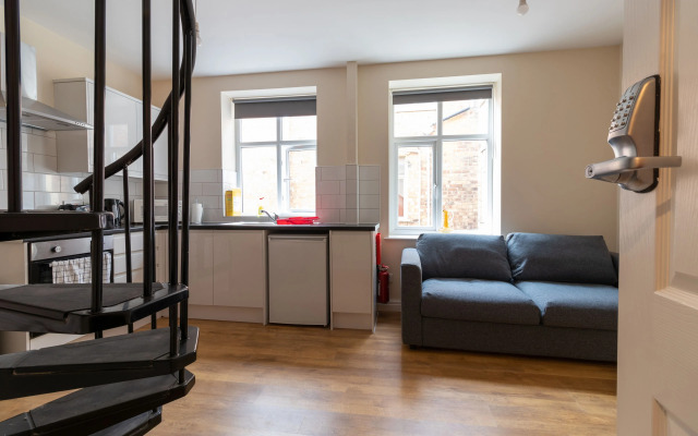 Granada Apartments Queen's Promenade