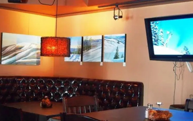 The Apex Mountain Inn