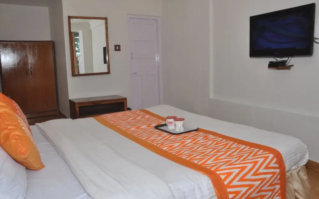 OYO 1636 Hotel Rahat Regency