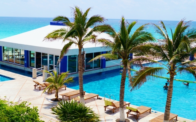 Solymar Cancun Beach Resort