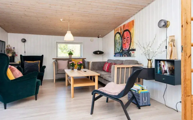10 Person Holiday Home in Glesborg-by Traum