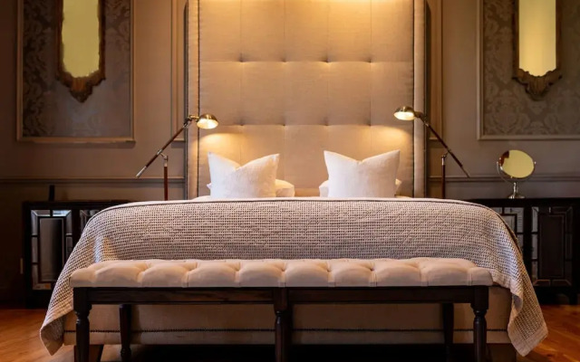 Blaauwklippen Manor by NEWMARK