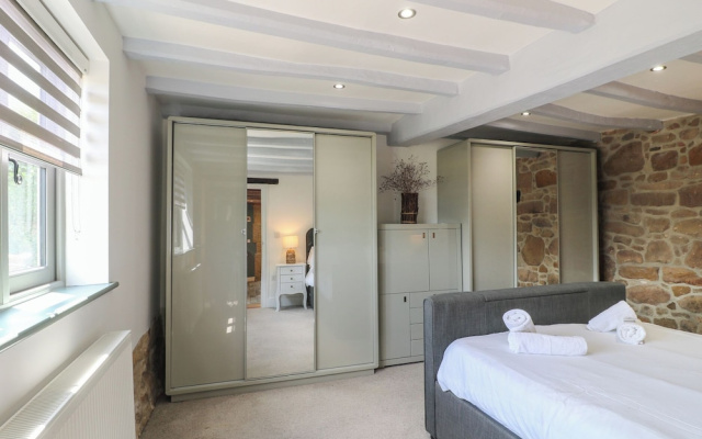 New Elms Farmhouse