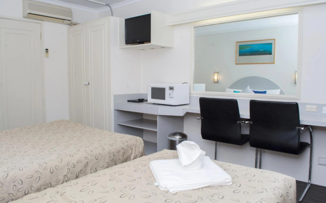 Alexander Motor Inn & Apartments – Guest Rooms – Melbourne