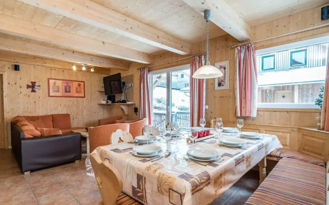 Luxury Chalet in Hohentauern with Panoramic Mountain Views