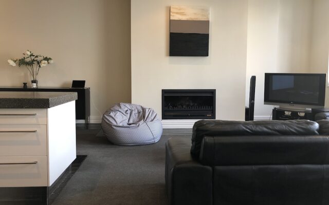Bond Street Apartment Luxury 3-bedroom