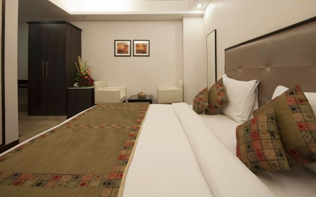 Hotel Pitrashish Premium