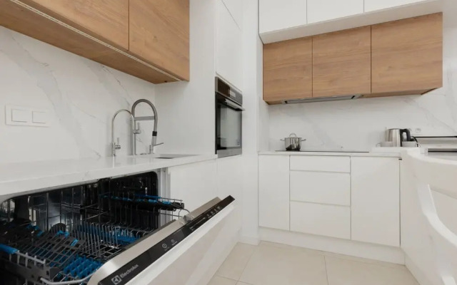 Żoliborz Artystyczny Warsaw by Renters