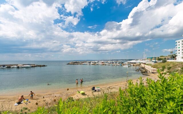 BlueMarine Apartment