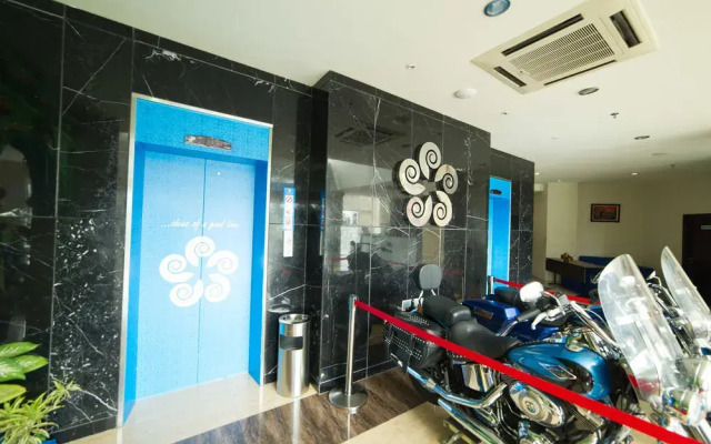 Airy Solo Baru Pandawa Lima Soekarno AC 25