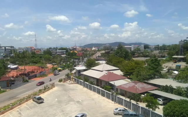 Orchid Riverview Hotel