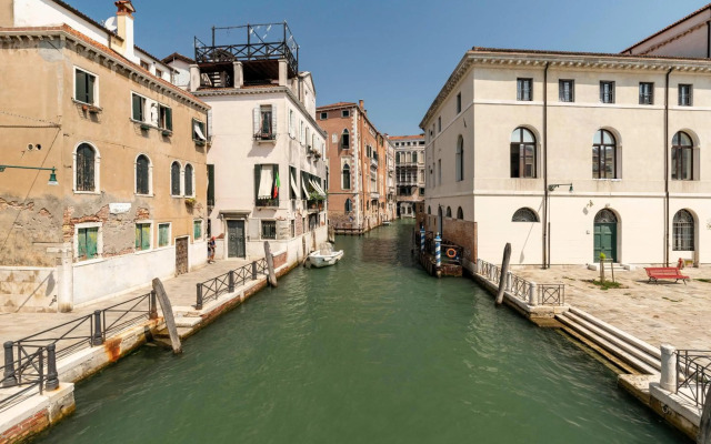 Ca’ Cappello Venetian Apartment M02074212072