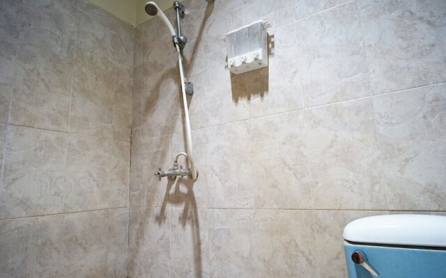 Bandara Hotel Balikpapan by OYO Rooms