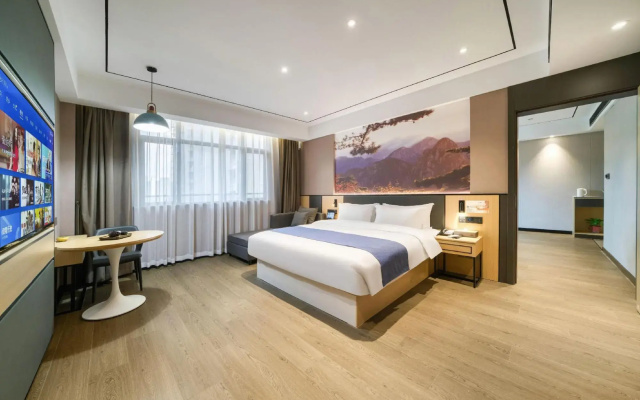 Meilu Light Luxury Hotel (Tongling College Branch)