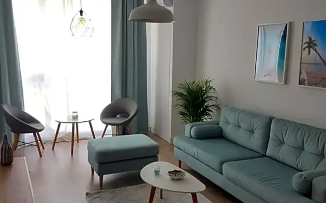 Onix Blue 17 - Mamaia Nord