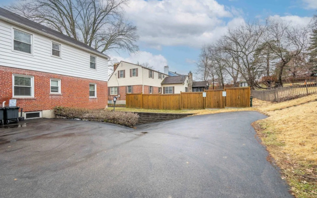 Kenwood Keys Suites for 12!