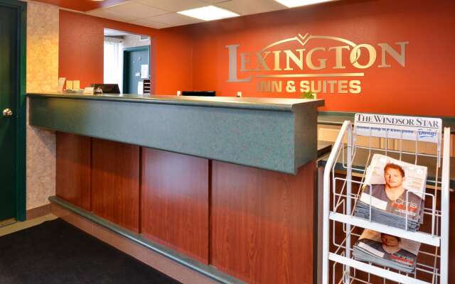 Lexington Inn & Suites Windsor