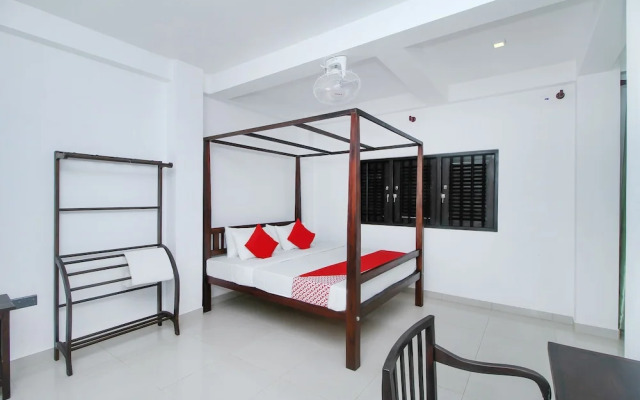 OYO 378 Hirun Beach Hotel