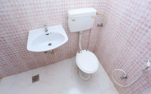 Hotel Galaxy Inn by OYO Rooms