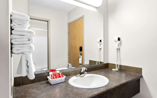 SureStay Plus Hotel by Best Western Hardisty