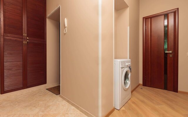 Apartments on Stremyannaya