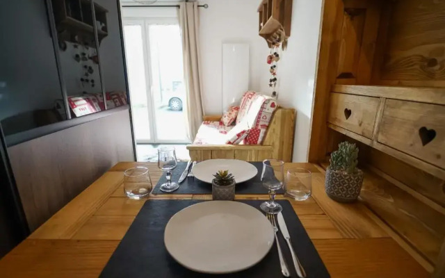 Le Petit Chalet - Studio Cosy à Lathuile pour 2 personnes