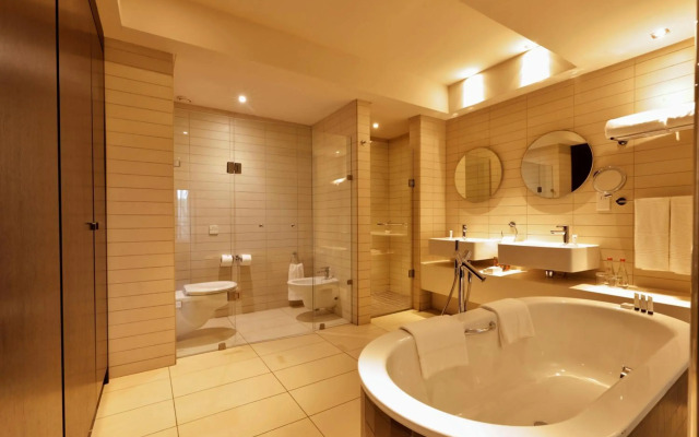 Labadi Beach Hotel
