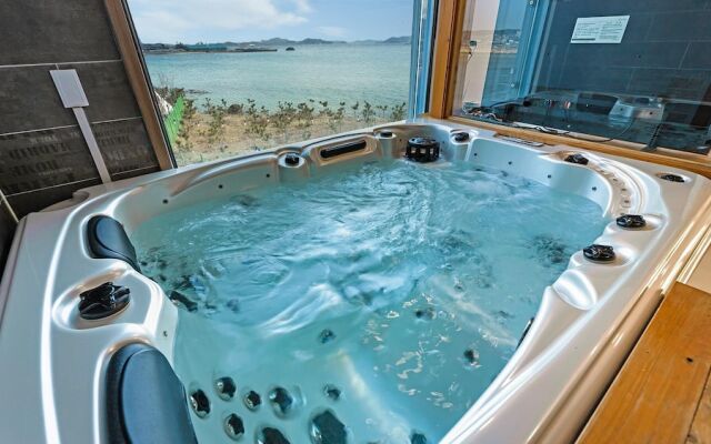 Youngheungdo Duniaspa Pension