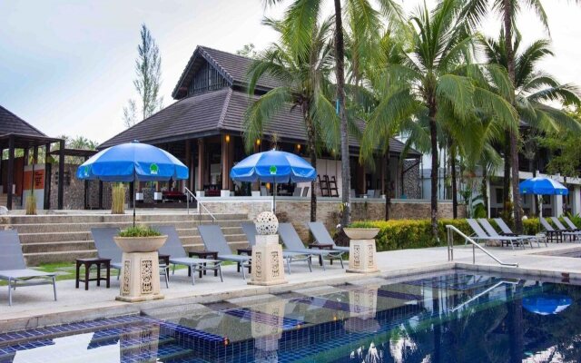 Palm Galleria Resort