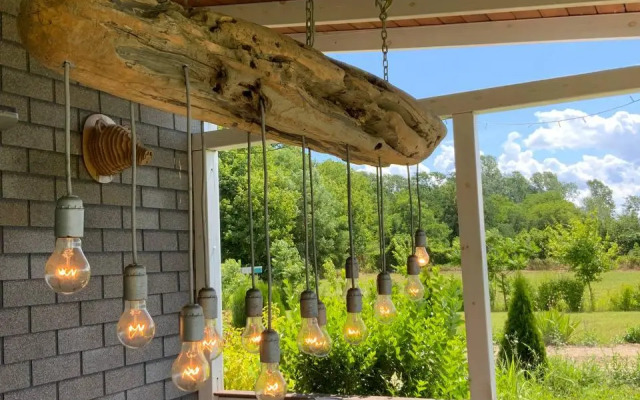 Творческий глэмпинг Скворечник