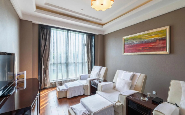 Rich Global Hotel