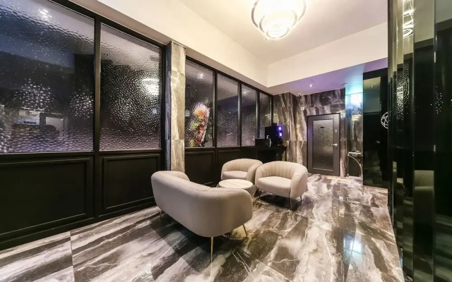Changwon Jinhae Almond Hotel