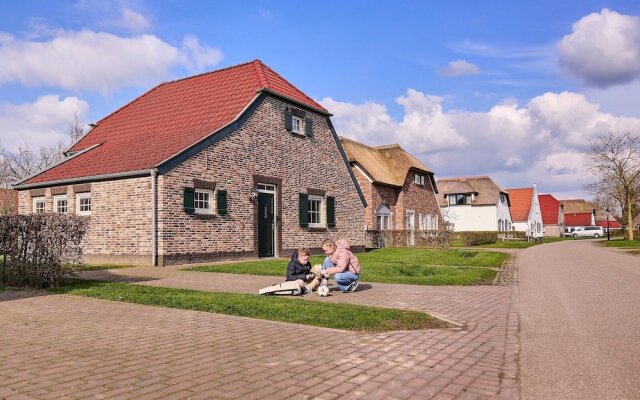 Spledid Villa With Sauna and Whirlpool in Limburg