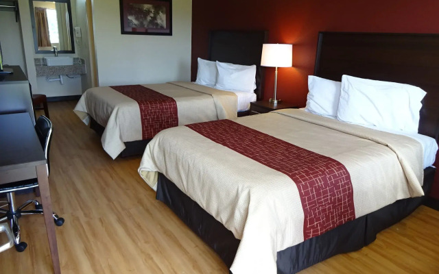 Red Roof Inn Scottsburg