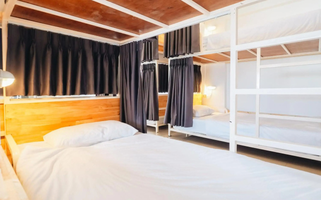 Loyy Hotel