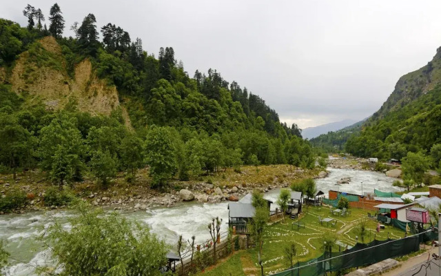 Hotel Landmark Manali
